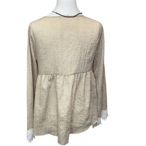 Altar’d State Textured Boho Lace Trim Blouse - Picture 3 of 6